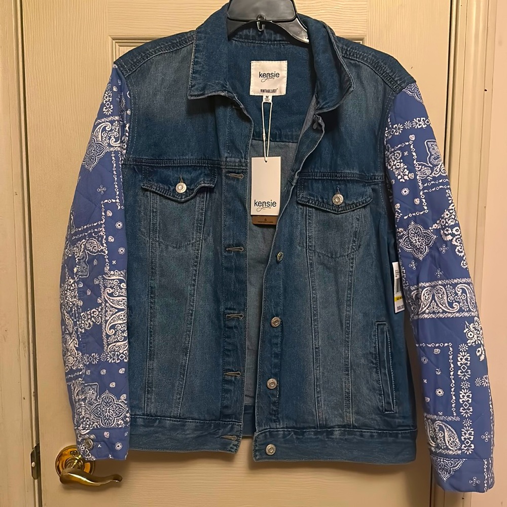 NWT Kensie Jeans Vintage Luxe Denim Paisley Quilted Jacket Size M.